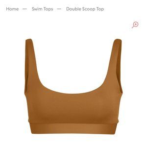 Left on Friday Double Scoop Top M